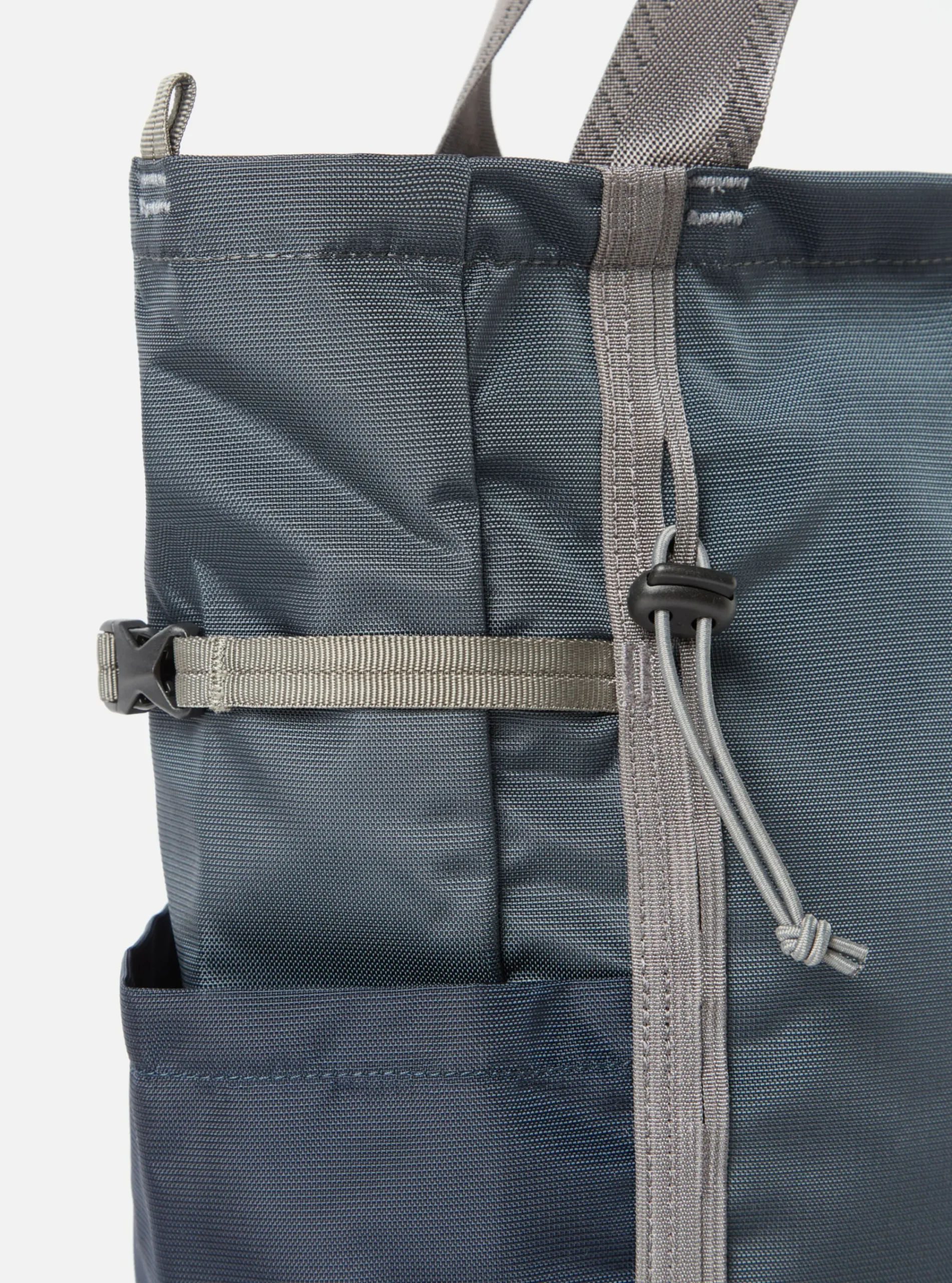 Best Sale Sandqvist River Hike Tote Bag In Multi Steel/Blue/Navy Recycled Nylon Men Accessories.