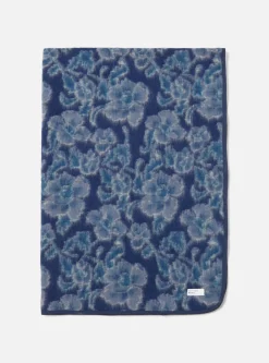 Store Blanket In Navy Flower Fleece Men Accessories.