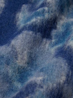 Store Blanket In Navy Flower Fleece Men Accessories.