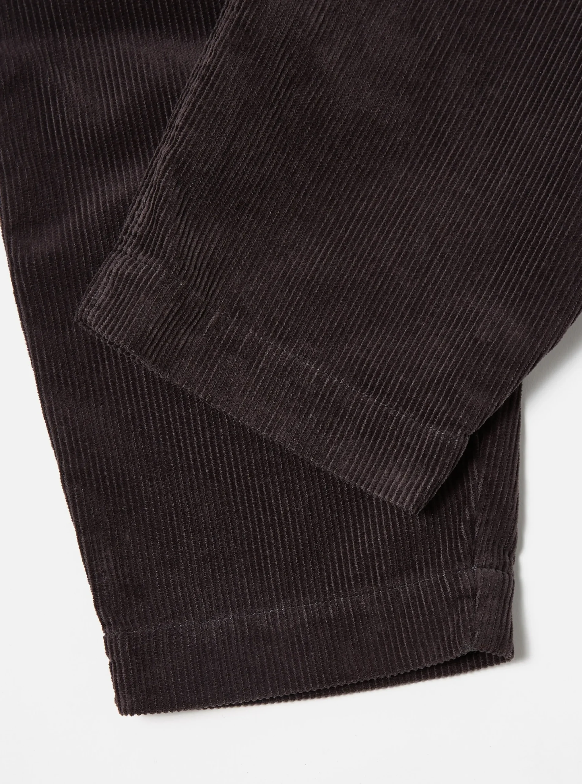 Clearance Pleated Track Pant In Licorice Cord Men Suiting.