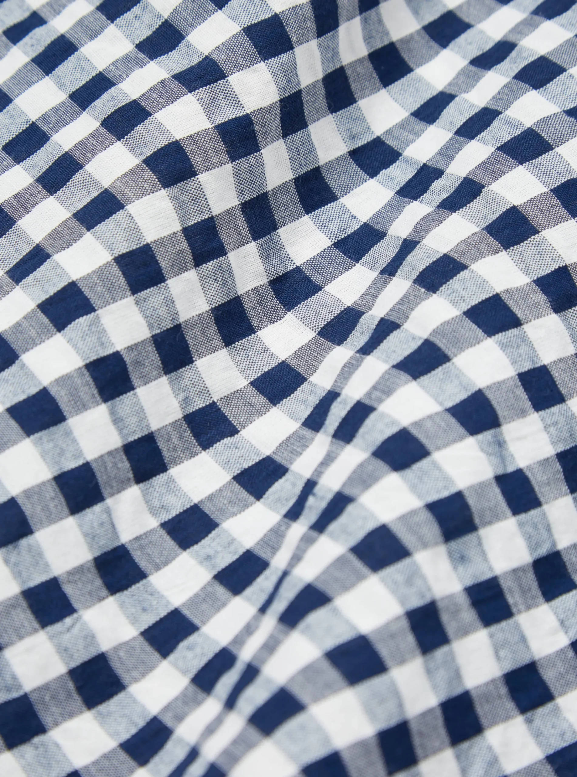 New Pullover L/S Shirt In Navy Gingham Seersucker Men Shirts.