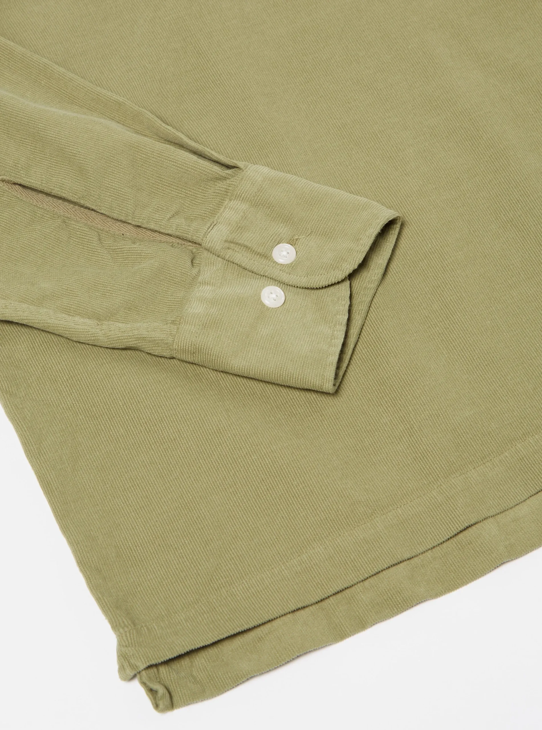 Store Pullover L/S Shirt In Olive Super Fine Cord Men Overshirts.