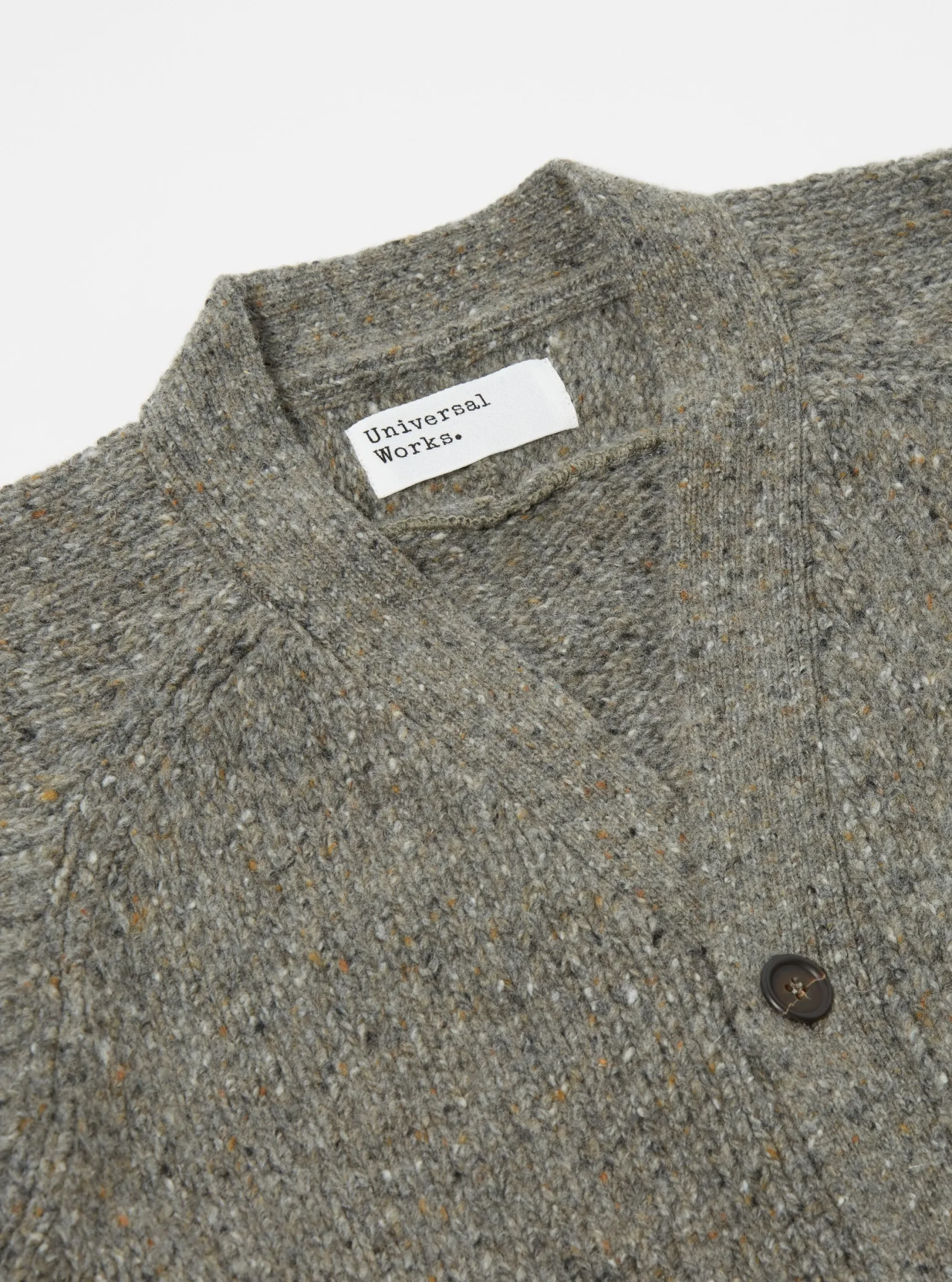Shop Vince Cardigan In Grey Lambswool Fleck Men Knitwear.
