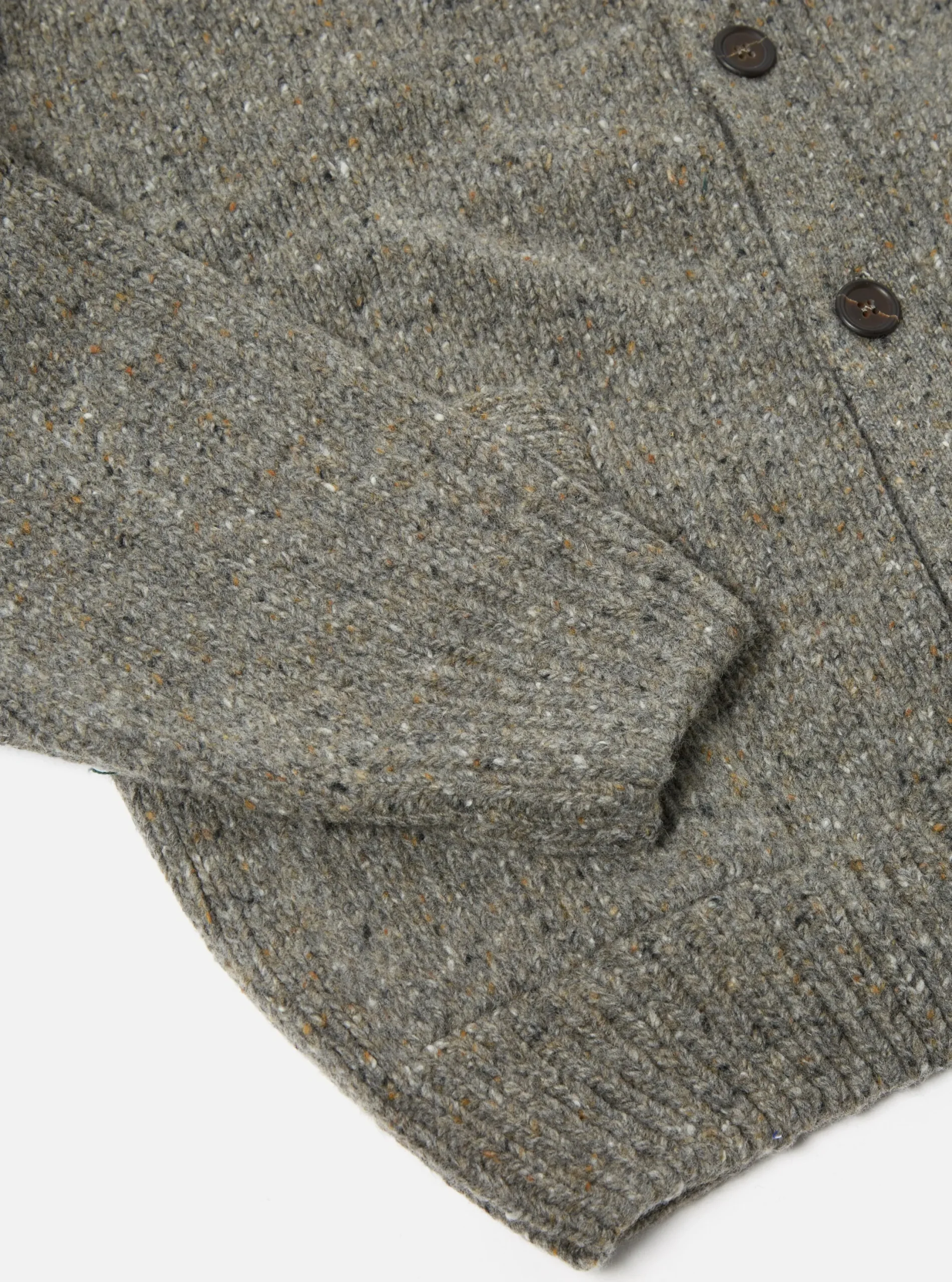 Shop Vince Cardigan In Grey Lambswool Fleck Men Knitwear.